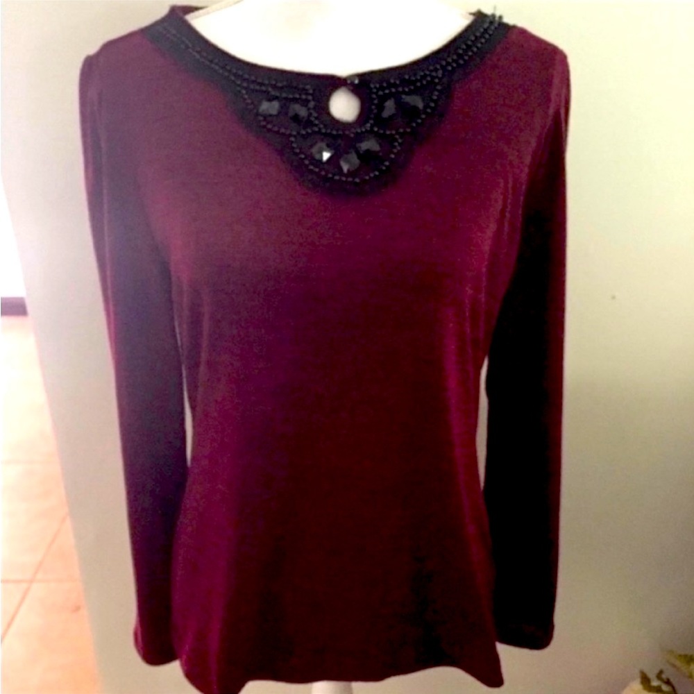 East 5th Merlot Red Long Sleeve Knit Top with Embellished Bead Neckline Sz M
